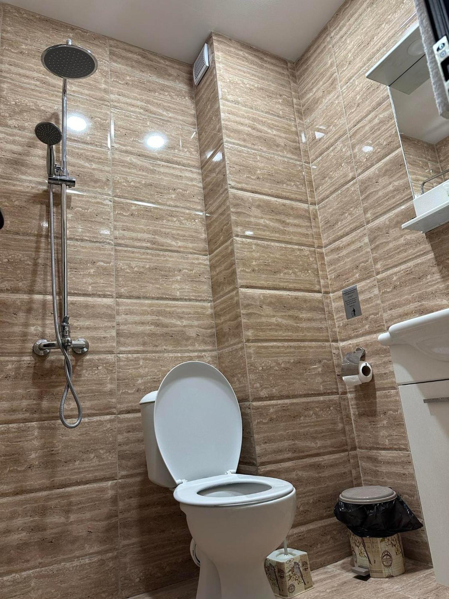 Бялата Къща Hotell Chakalarovo Eksteriør bilde